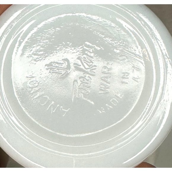 Vintage Fire King Milk Glass Mugs Anchor Hocking Coffee Tea Cup D Handle Gift 4 - Picture 4 of 5